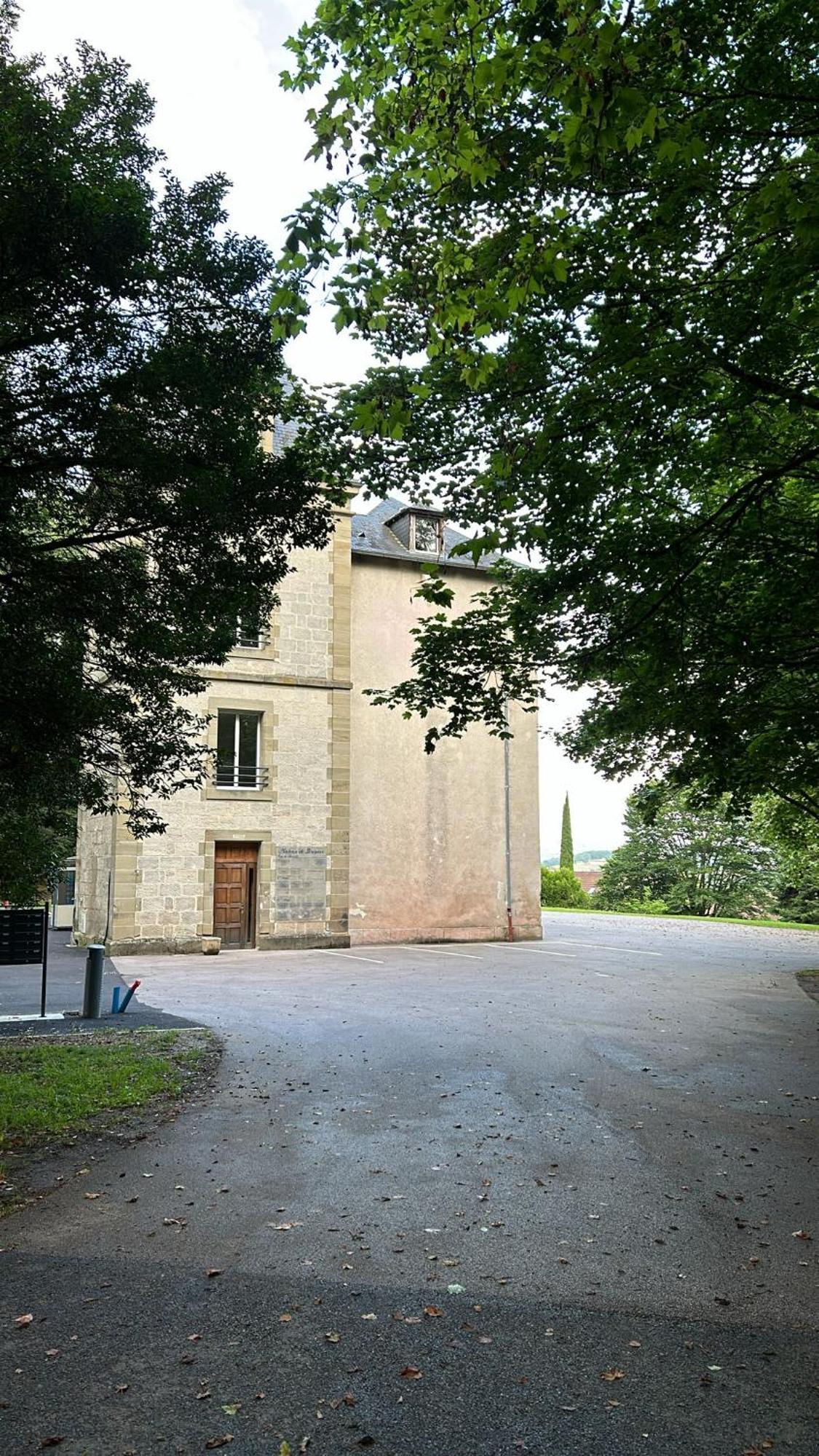 Chateau De Serignac Apartamento Malemort Exterior foto